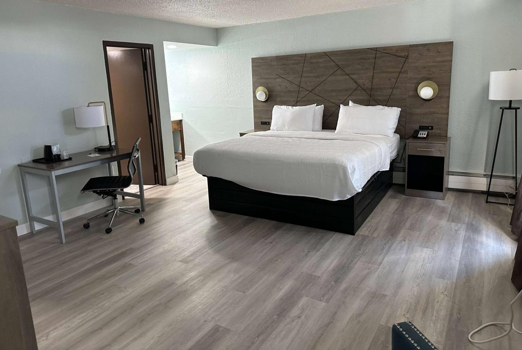 Econo Lodge Sheboygan Esterno foto