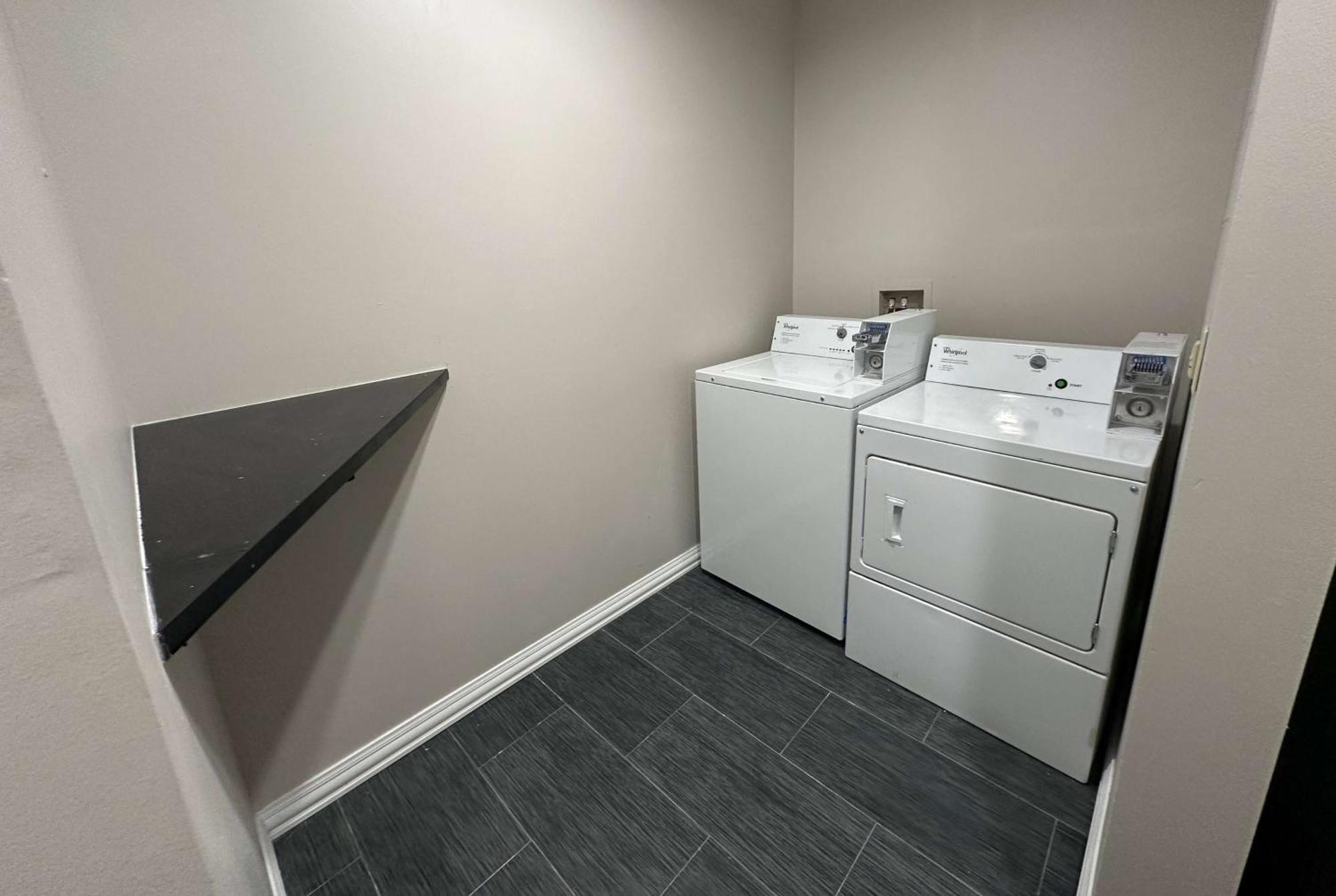 Econo Lodge Sheboygan Esterno foto