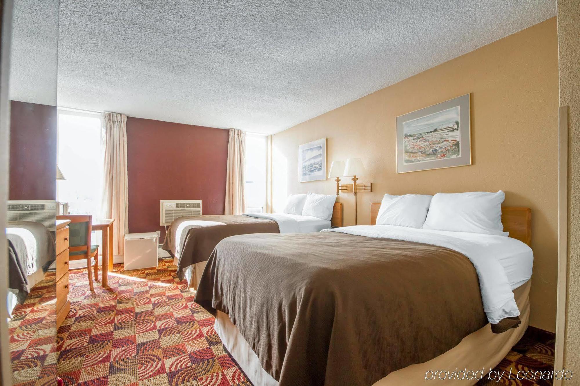 Econo Lodge Sheboygan Esterno foto