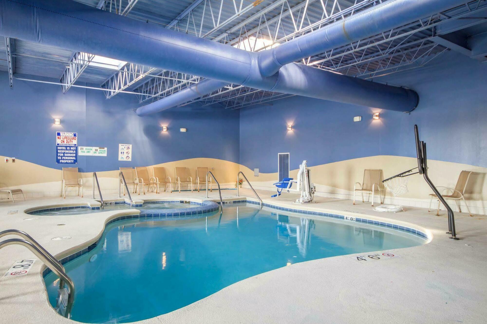 Econo Lodge Sheboygan Esterno foto